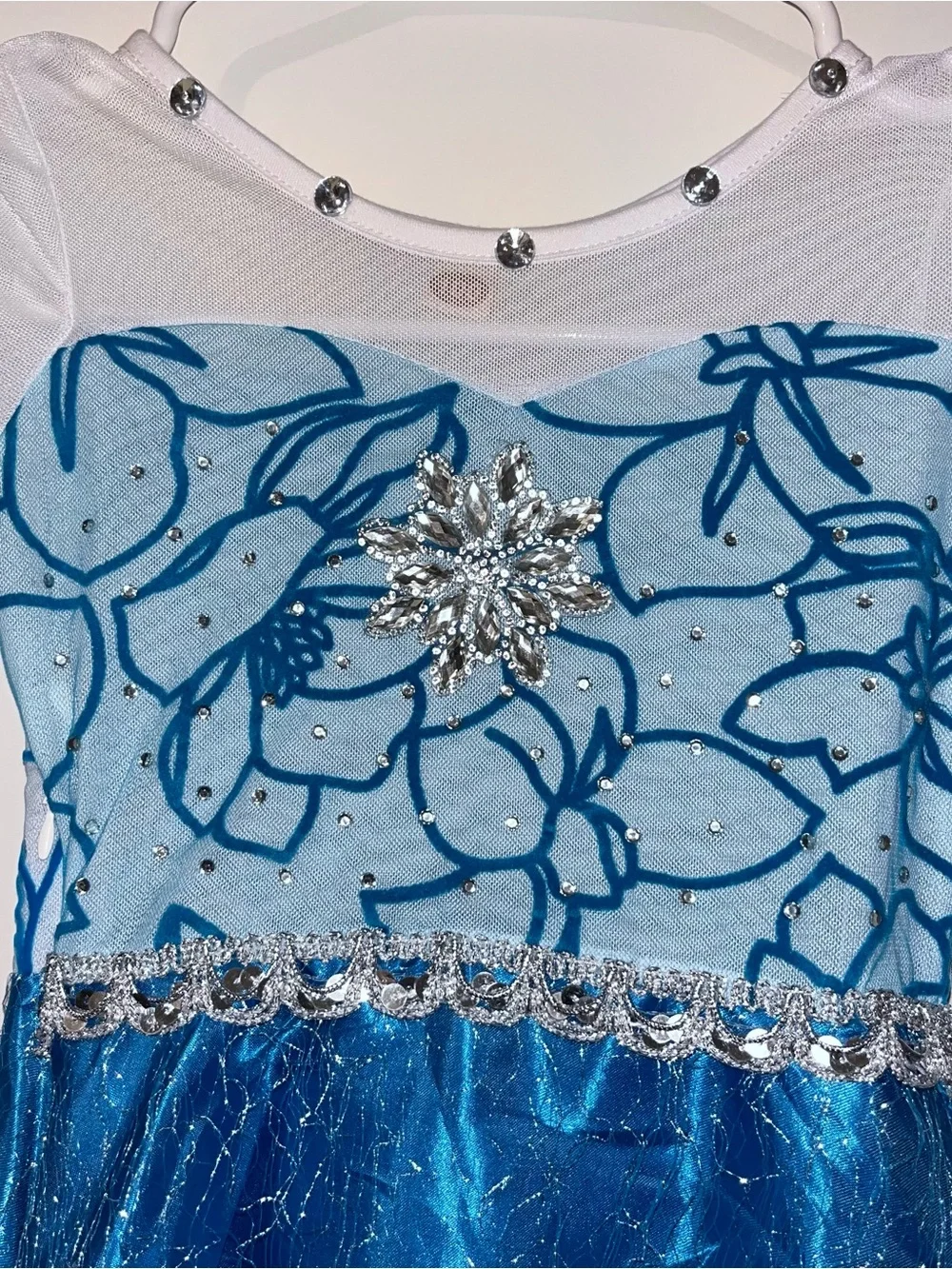 Disney Frozen Inspired Elsa costume w/ accessories 2-3T